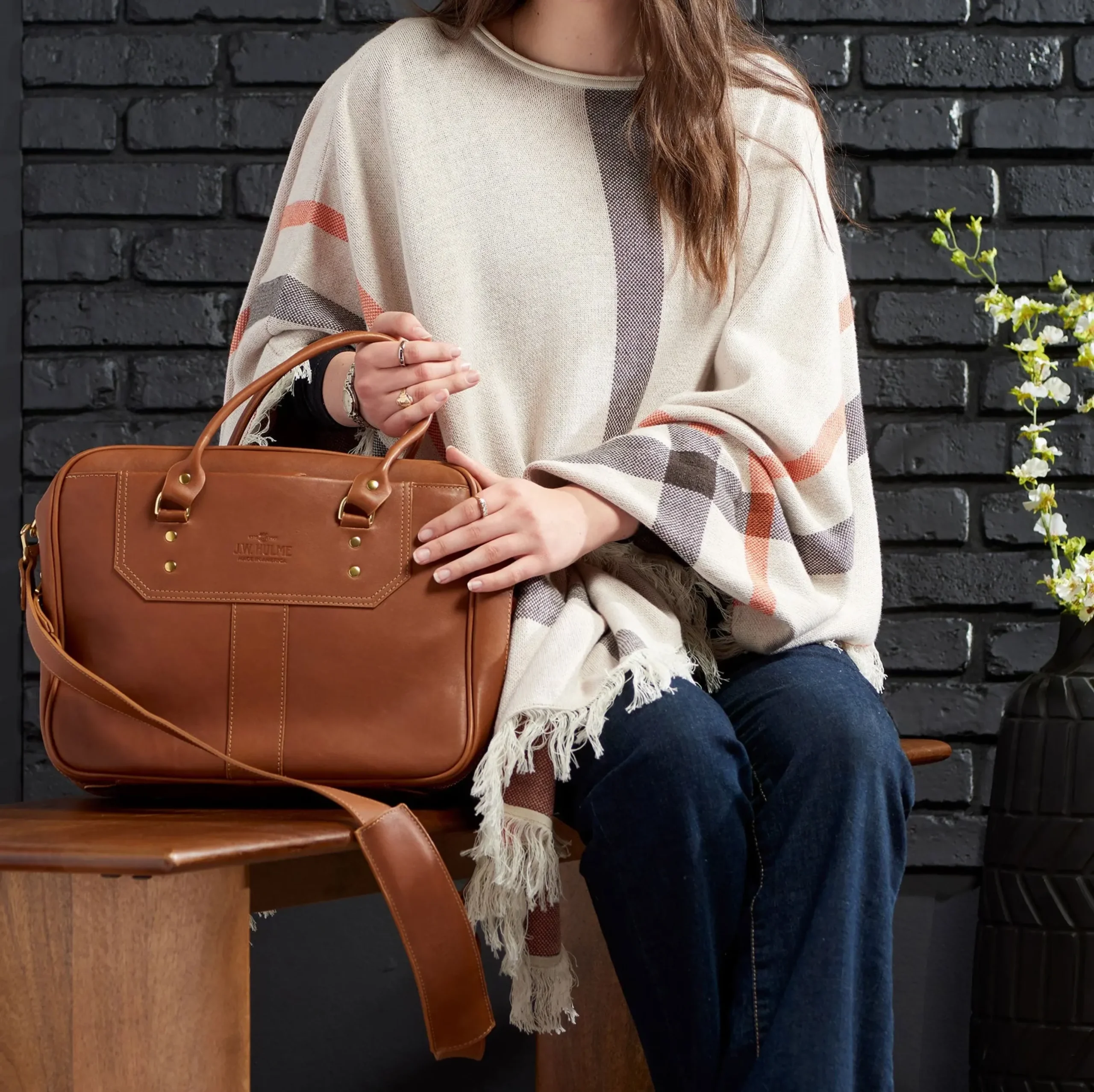 fremont-briefcase-nUWKnlPg-1.webp Clearance J. W. Hulme Co Fremont Briefcase American Heritage Leather