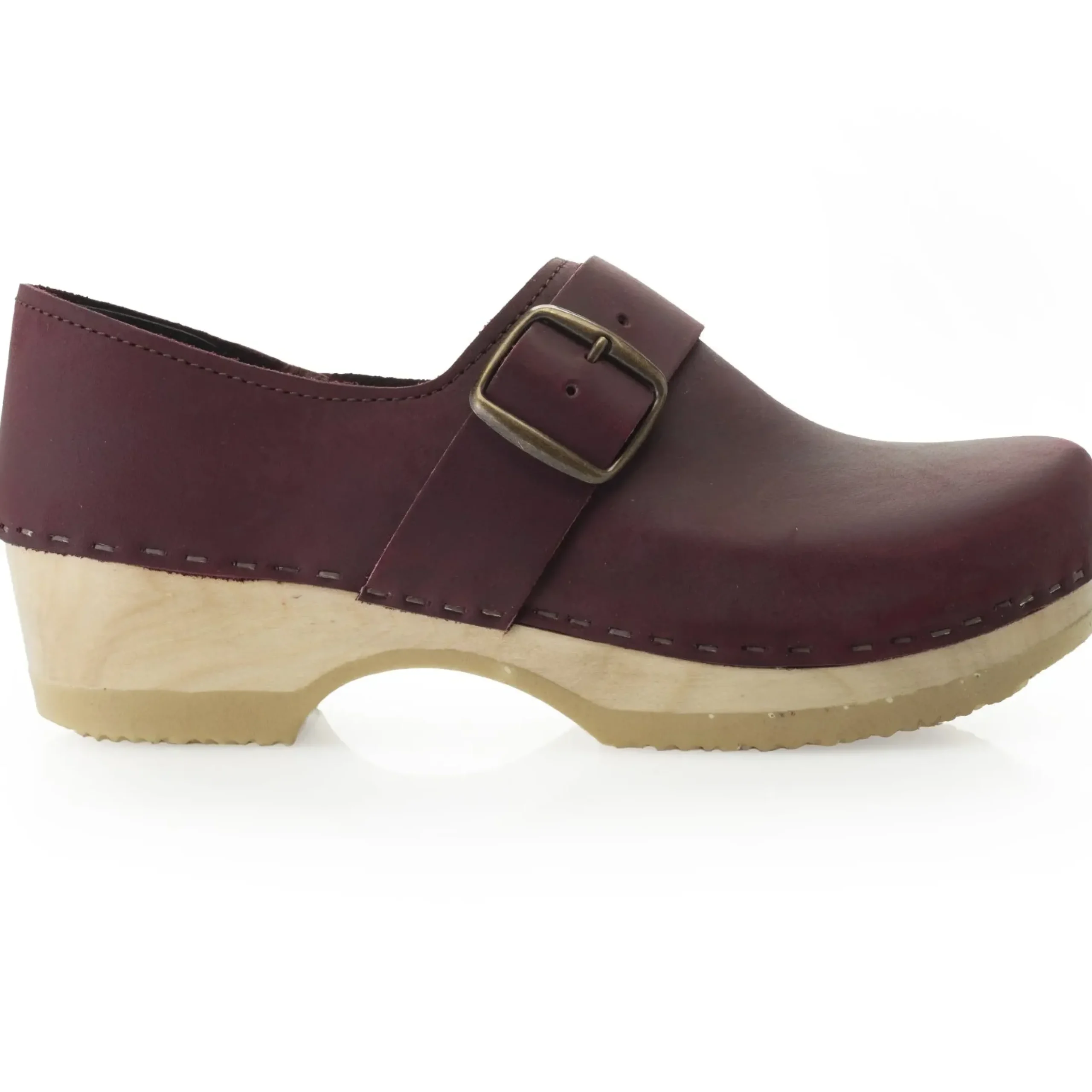 sven-clogs-closed-back-large-b-FdSKADXz-3.webp Online J. W. Hulme Co Sven Clogs Closed Back Large Buckle Women's